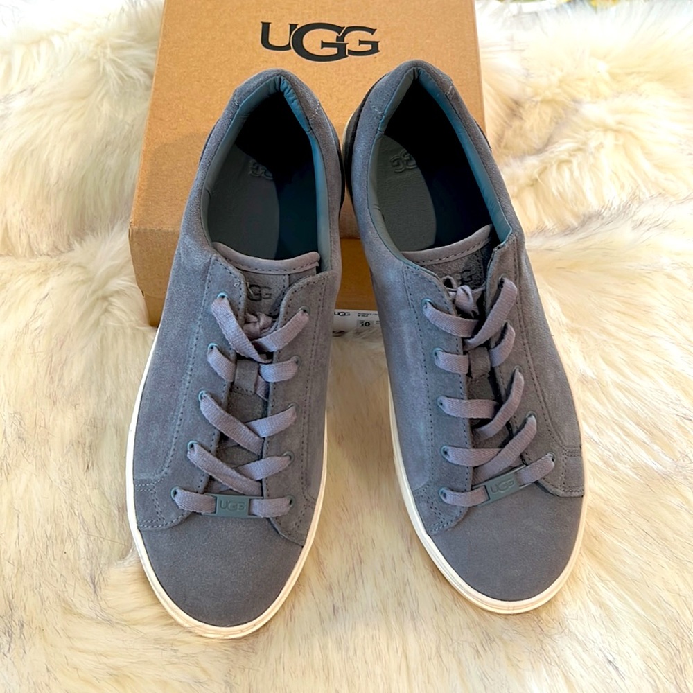 Ugg “Zilo” Suede Sneakers in Geyser Size 10 NIB